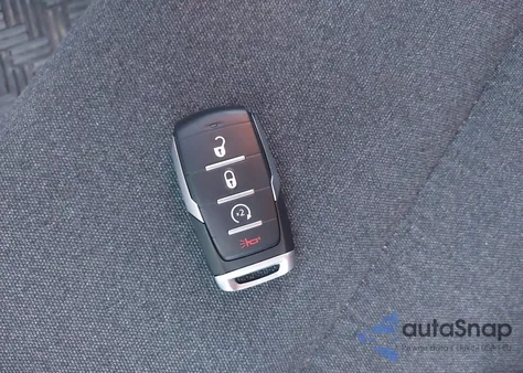 2021 Ram 1500 Big Horn Quad Cab 4X4 6'4 Box из США, поврежденный, VIN 1C6SRFBT2MN734633